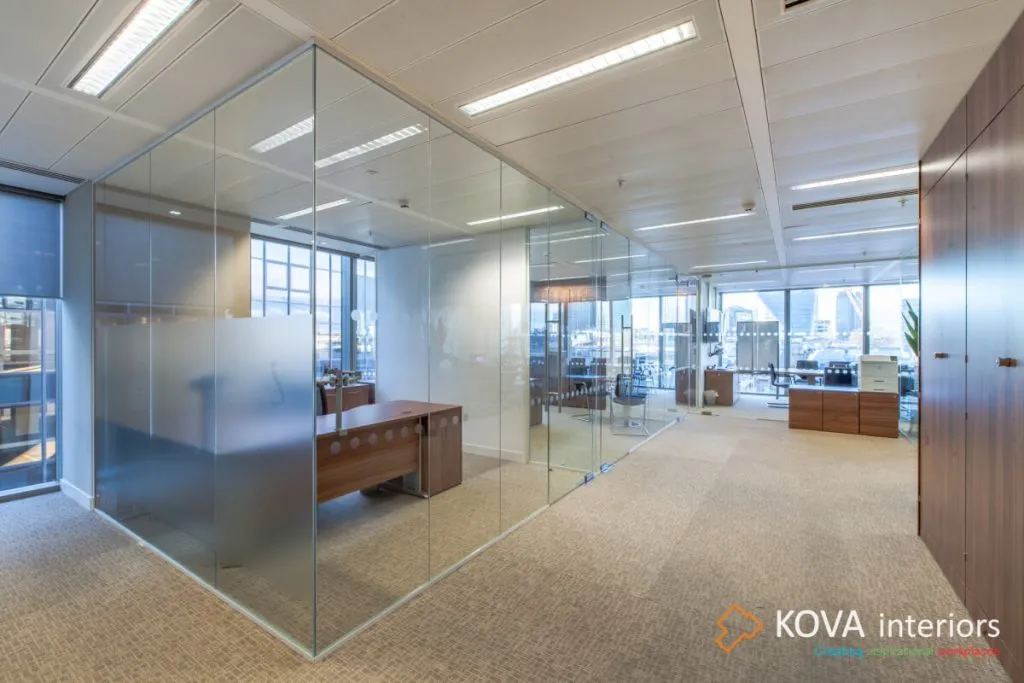 Executive design featuring energy sector branding – Global Coal layout 10