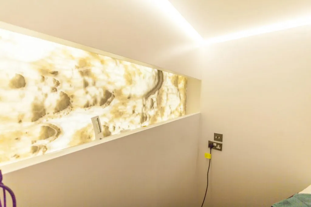 Calming interior with wellness-centric design – Tre’s Health Group image 26
