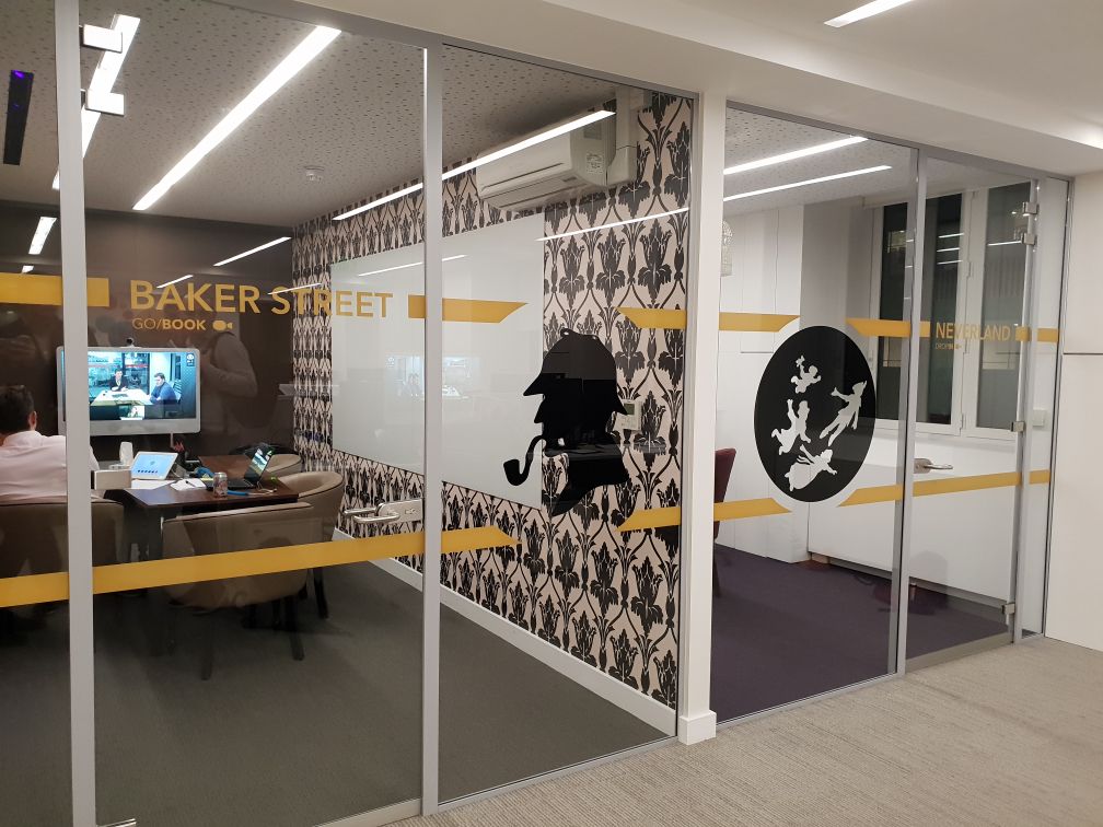 Creating an Office Interior That Creates the Image of the Company