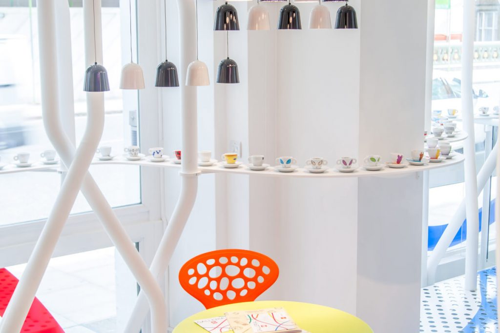 FLOS/MOROSO