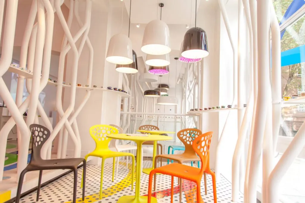 FLOS/MOROSO