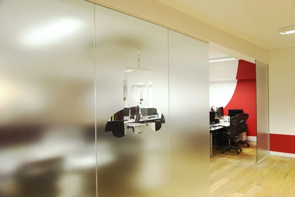 Wall Decoration: Types and Features of Materials