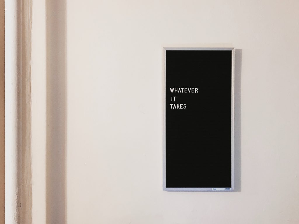 Wall Decoration: Types and Features of Materials - Photo №1 Wall Decoration: Types and Features of Materials