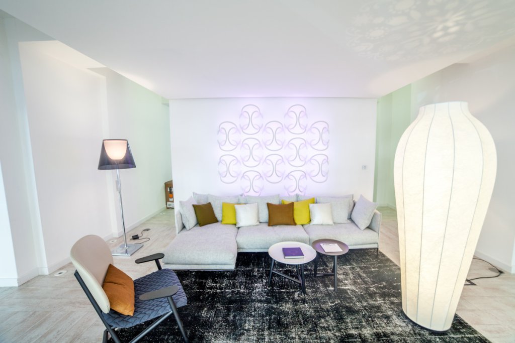 FLOS/MOROSO