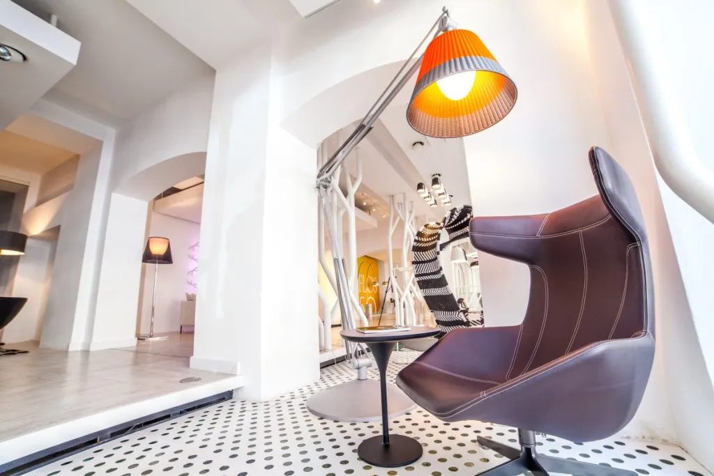 FLOS/MOROSO